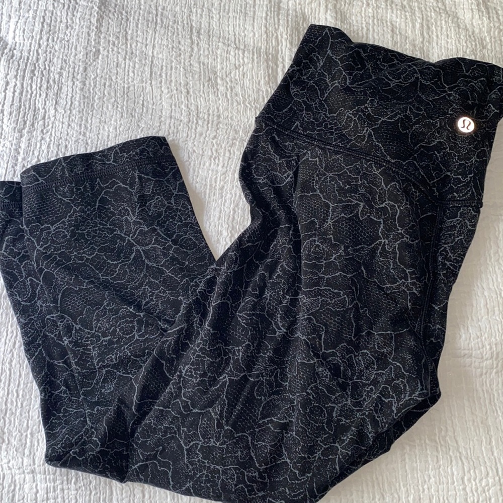 Lululemon align crop